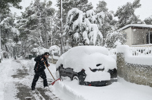 Χιόνια στα βόρεια προάστια της Αττικής