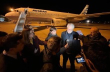 Τουρκία: Έφτασε το πρώτο ελληνικό αεροσκάφος με ανθρωπιστική βοήθεια