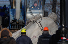 Το άγαλμα του Σοβιετικού Νικολάι Βατούτιν στο Κίεβο