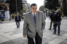 Καρατζαφέρης για Μητσοτάκη: Όχι στα πειράματα - Ο μόνος κατάλληλος 