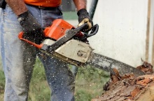 Κρήτη: 40χρονος τραυματίστηκε από αλυσοπρίονο και έπαθε ανακοπή κατά τη μεταφορά του