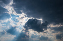 Με συννεφιές ο καιρός σήμερα Τρίτη (7/3)