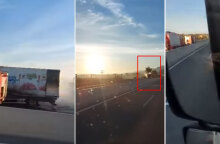 Το φορτηγό που πήρε φωτιά στην Εθνική Οδό Πατρών - Κορίνθου