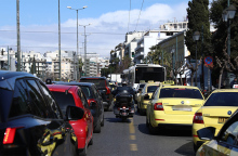 Κίνηση στους δρόμους της Αθήνας