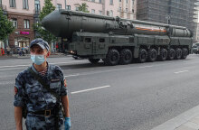 Ρωσικός πυρηνικός πύραυλος σε στρατιωτική παρέλαση στη Μόσχα