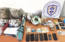 Συνελήφθη αστυφύλακας για διακίνηση ναρκωτικών και Ειδικός Φρουρός για χρήση