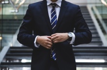 Βρετανία: Νέες καταγγελίες για βιασμούς από στελέχη της Συνομοσπονδίας Βιομηχανίας