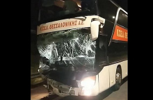 Το λεωφορείο των ΚΤΕΛ που ενεπλάκη στο τροχαίο δυστύχημα στον Πλαταμώνα