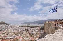 O καναδικός οίκος DBRS έδωσε στην Ελλάδα την επενδυτική βαθμίδα