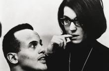 Ο Χάρι Μπελαφόντε με τη Νάνα Μούσχουρη