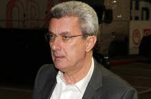 Ο Νίκος Χατζηνικολάου