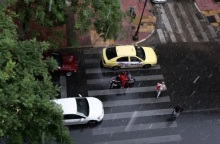 Καιρός σήμερα: Καταιγίδες και λασποβροχές σε πολλές περιοχές της χώρας