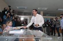 Ο Αλέξης Τσίπρας ψηφίζει στις εκλογές του 2023