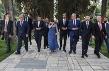 Εκλογές 2023: Σύσκεψη πολιτικών αρχηγών αύριο το πρωί συγκαλεί η Σακελλαροπούλου