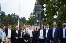 Μητσοτάκης από Θέρισο Χανίων: Από εδώ ξεκίνησε την επανάσταση ο Βενιζέλος κι άφησε το στίγμα του στην Κρήτη και στην Ελλάδα