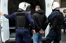 Κολωνός: «Ξετυλίγεται» το κύκλωμα κακοποίησης της 12χρονης – 27 συλλήψεις στην επτάμηνη έρευνα