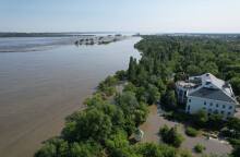 Πλημμύρες μετά από καταστροφή φράγματος στην Ουκρανία