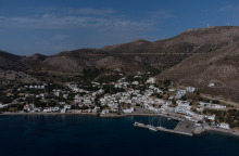 Το λιμάνι της Τήλου