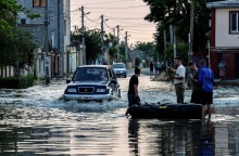 Ουκρανία - Φράγμα Καχόβκα: Σχεδόν 600 τ.χλμ της Χερσώνας βρίσκονται κάτω από το νερό