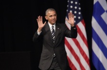 Μπάρακ Ομπάμα: Βίντεο με τη βόλτα του στα σοκάκια της Σίφνου