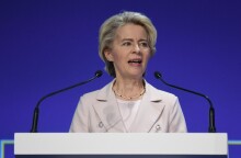 © ANDY RAIN / POOL/ EPA