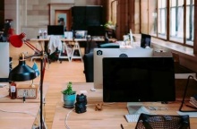 Κατώτατος μισθός: Σενάριο σύγκλισης δημόσιου και ιδιωτικού τομέα