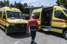 ΕΚΑΒ: Δημοσιεύτηκε η ΠΝΠ για τη στελέχωση των ασθενοφόρων