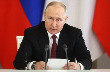 Πούτιν: «Δεν θα υποχωρήσουμε ποτέ», προειδοποιεί στην ομιλία του για το Νέο Έτος	