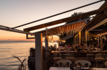 Μαϊάμι: Στο ιστορικό εστιατόριο της Θεσσαλονίκης για εκλεκτή ψαροφαγία και ηλιοβασιλέματα 