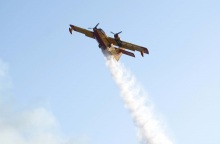 Canadair: Εντοπίστηκαν συντρίμμια: Κανένα ίχνος των δύο επιβαινόντων