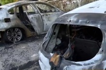 Καλαμαριά: Κάηκαν δύο ΙΧ - Εκτεταμένες ζημιές και σε τρίτο όχημα