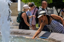 Καιρός σήμερα: Στους 38 βαθμούς η θερμοκρασία τη Δευτέρα