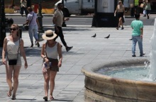 Καιρός σήμερα: Γενικά αίθριος με αραιές νεφώσεις