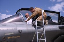 Στο κόκπιτ του Rafale ο Νίκος Δένδιας