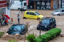 Ένας νεκρός και ένας αγνοούμενος από την κακοκαιρία Daniel - Πολλά τα προβλήματα