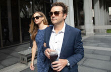 Ο ηθοποιός Danny Masterson προσέρχεται στο δικαστήριο