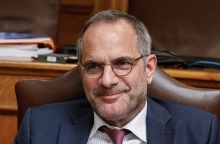 Ζούλας: Προαναγγέλλει προσφυγή στη Δικαιοσύνη για τα δημοσιεύματα για την ΕΡΤ