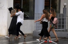 Καιρός αύριο: Γενικά άστατος - Έως τους 33 βαθμούς η θερμοκρασία