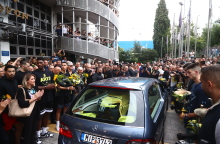 Γιάννης Ιωαννίδης: Λαϊκό προσκύνημα στο Αλεξάνδρειο