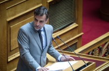  O Μιχάλης Χουρδάκης απάντησε στη Ζωή Κωνσταντοπούλου