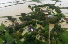 Καταιγίδα Μπαμπέτ: Πέντε νεκροί από τις καταστροφικές πλημμύρες στη Βρετανία