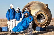 Τρεις αστροναύτες επέστρεψαν στη Γη μετά από 6 μήνες παραμονής στον διαστημικό σταθμό της Κίνας