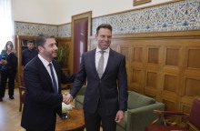 Συνάντηση Κασσελάκη-Ανδρουλάκη στη Βουλή