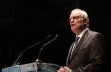 Ο Κώστας Τασούλας