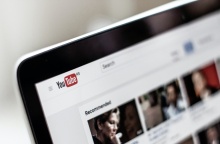 Το YouTube ρίχνεται στη μάχη ενάντια στα deepfakes και στην ΑΙ 