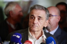 Τσακαλώτος: «Εφικτή και επιθυμητή μια ΚΟ με τους "6+6"»