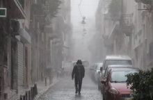 Καιρός: Νέο κύμα κακοκαιρίας προ πυλών - Οι μετεωρολόγοι μιλούν για «τρεις διαταραχές»