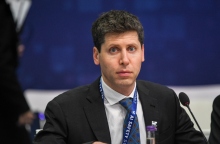 Ο Σαμ Άλτμαν επιστρέφει ως CEO στην OPEN AI μετά τις αντιδράσεις