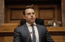 «Στροφή στην κοινωνία» για το ΣΥΡΙΖΑ - Αιχμηρά σχόλια από τους «11» βουλευτές που αποχώρησαν