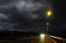 Τοπικές νεφώσεις για αύριο Σάββατο σε όλη τη χώρα με τοπικές βροχές και μεμονωμένες καταιγίδες Δεν προβλέπονται έντονα φαινόμενα